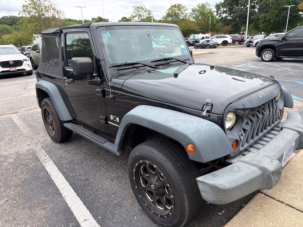 Used 2008 Black Jeep X image 8