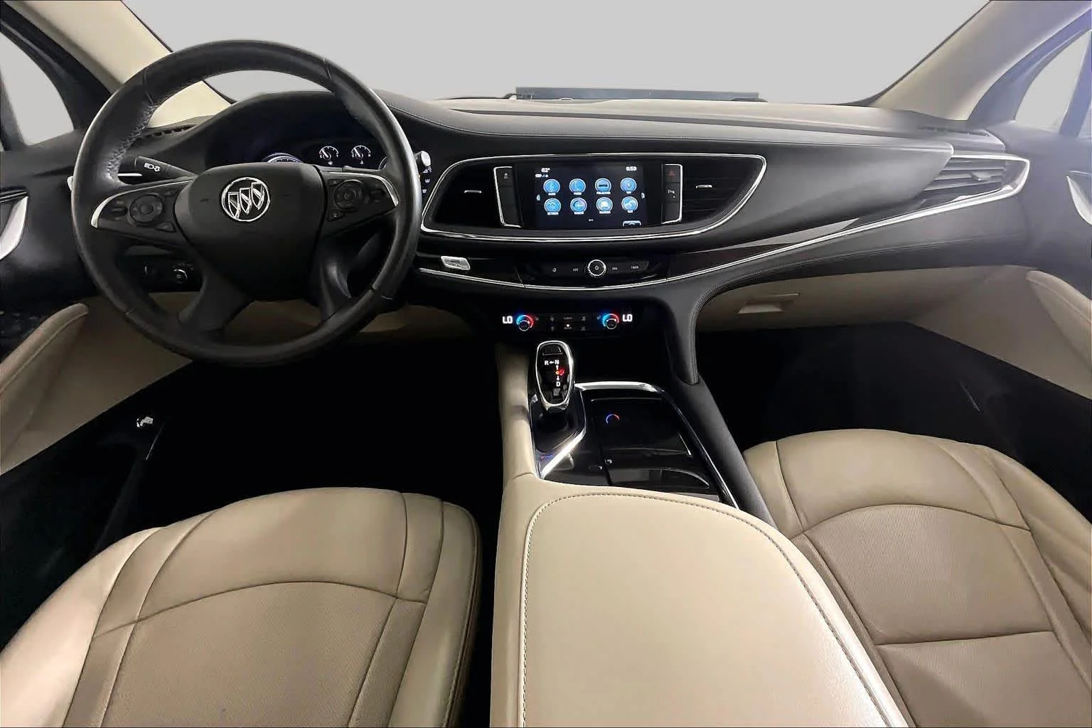 Used 2018 Pepperdust Metallic Buick Essence image 13
