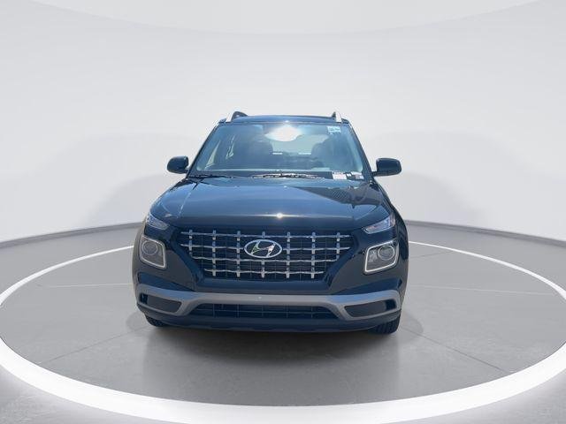 New 2026 Black Hyundai SEL image 3