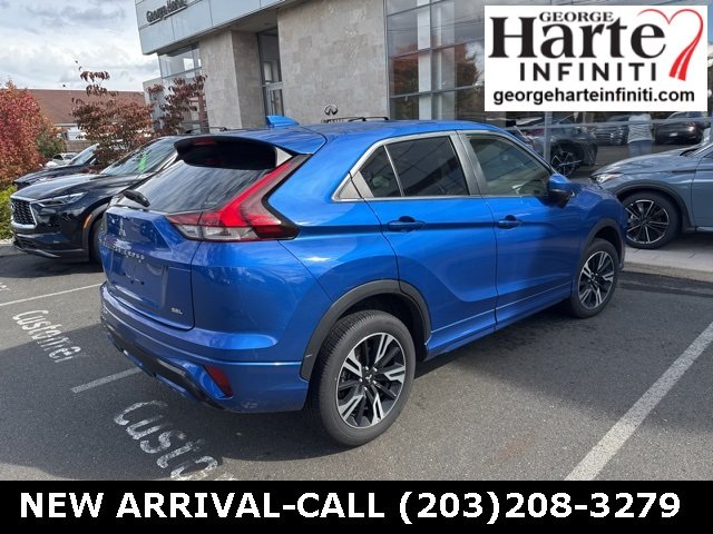 2024 Mitsubishi Eclipse Cross SEL photo 3