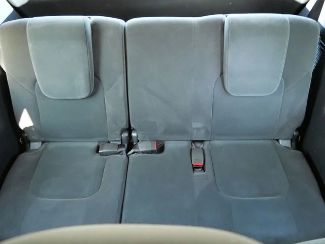 Used 2019 Blue Pearl Nissan SV image 15