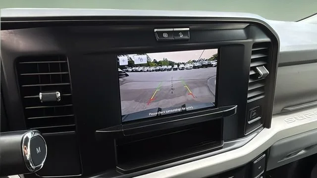 Used 2025  Ford XL image 26