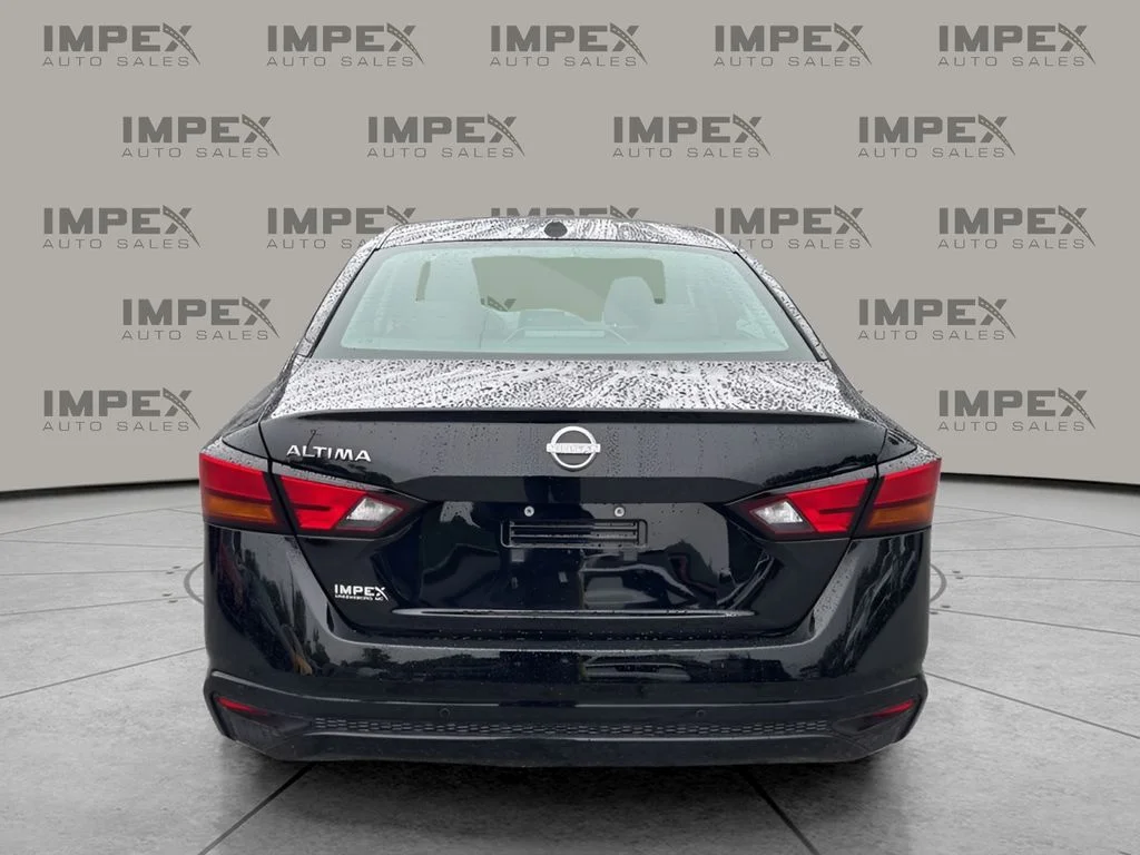 Used 2025 Black Nissan 2.5 SV image 4