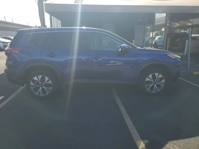 Used 2023 Blue Nissan SV image 6