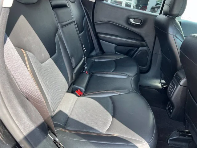 Used 2019 Black Jeep Limited image 29