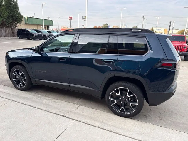 New 2027 Blue Jeep Overland image 6