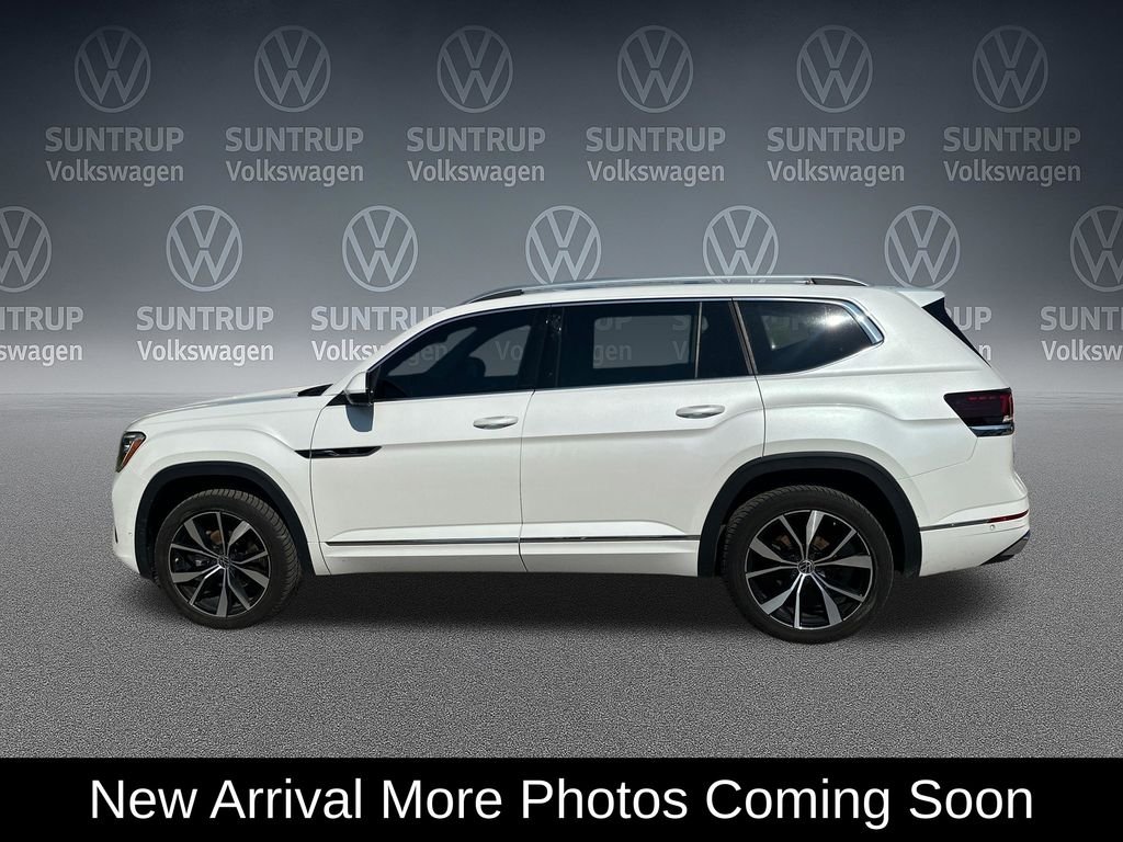 Used 2024 White Volkswagen 2.0T SEL Premium R-Line image 3