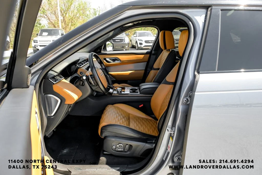 Used 2020 Byron Blue Metallic Land Rover SVAutobiography Dynamic Edition image 30