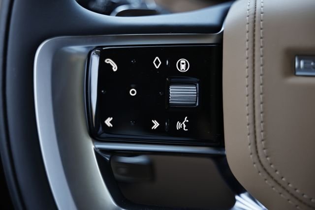 New 2026 Fuji White Land Rover SE 7 Seats image 45