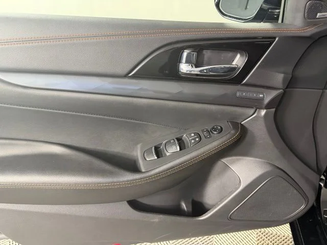 Certified Used 2023 Black Nissan SR image 14