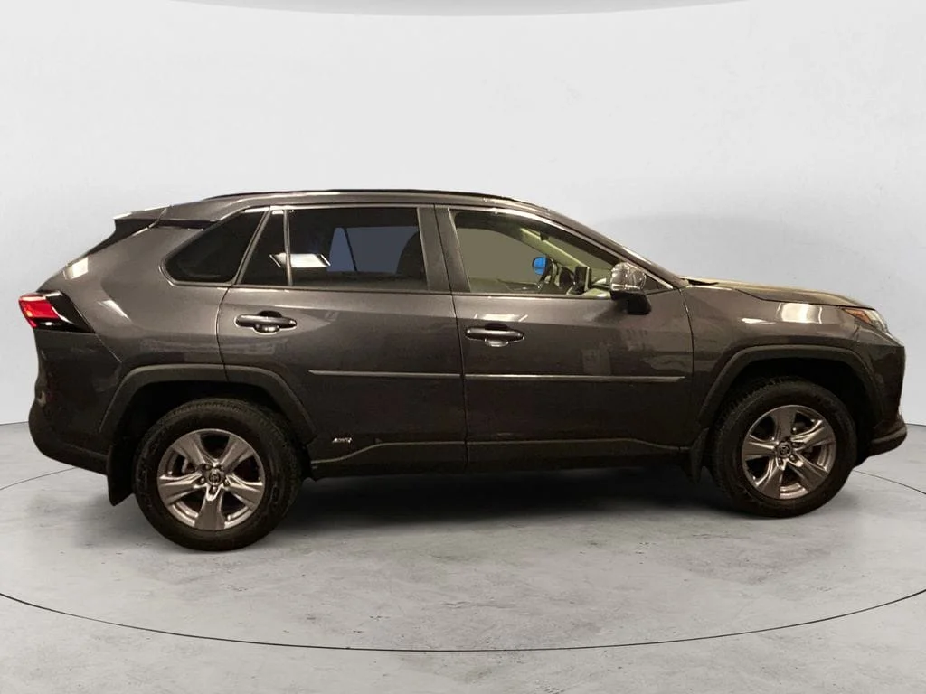 Used 2025 Magnetic Gray Toyota XLE image 6