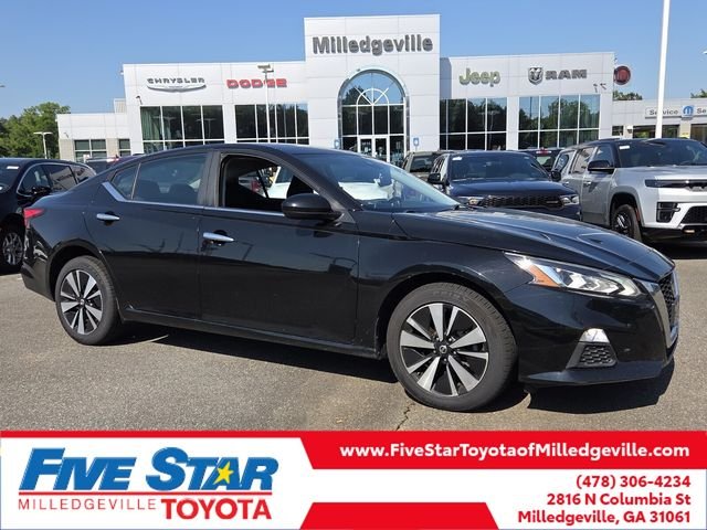 2022 Nissan Altima 2.5 SV