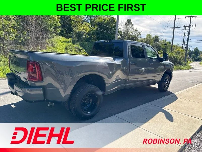 New 2026 Ceramic Gray Clear-Coat Exterior Paint RAM Laramie image 7