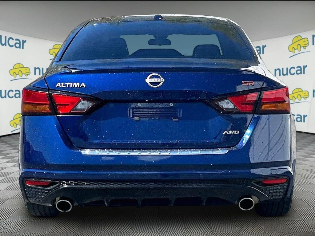 Used 2023 Deep Blue Pearl Nissan 2.5 SR image 5