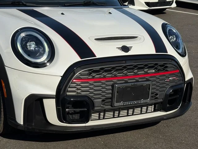 Used 2024 White MINI  image 8