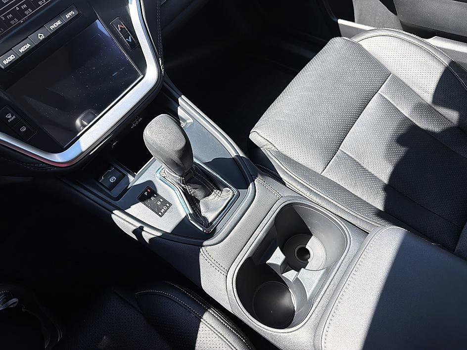 Used 2025 Ice Silver Metallic Subaru 2.5i image 17