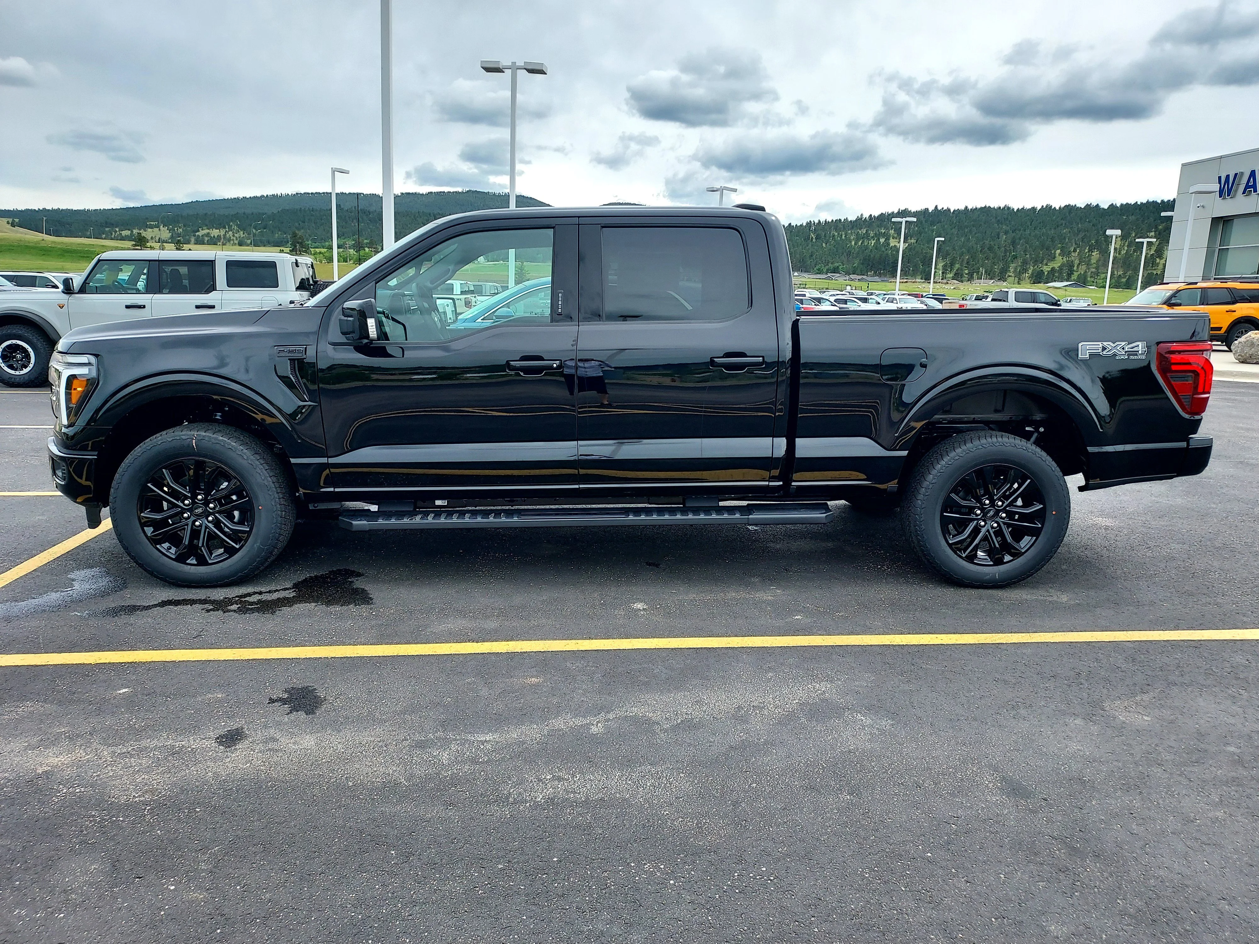 New 2026 Agate Black Metallic Ford LARIAT image 5