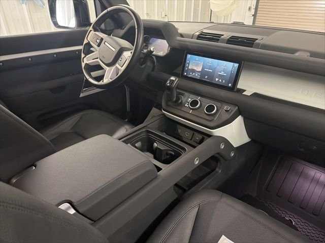 2023 Land Rover Defender S - Photo 20