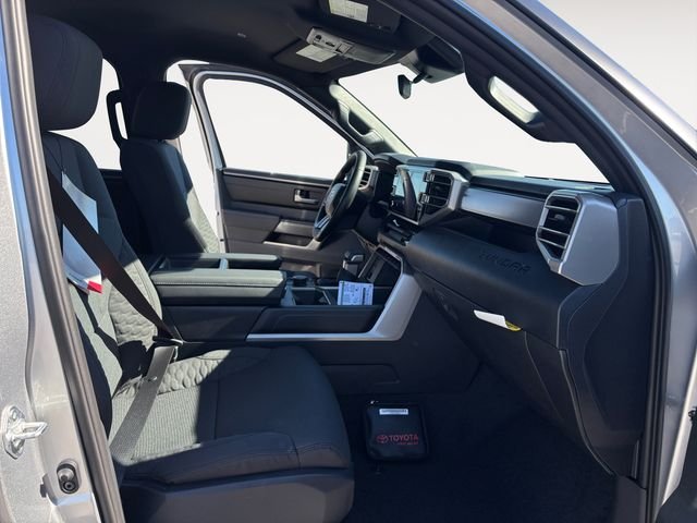2026 Toyota Tundra SR5 - Photo 15