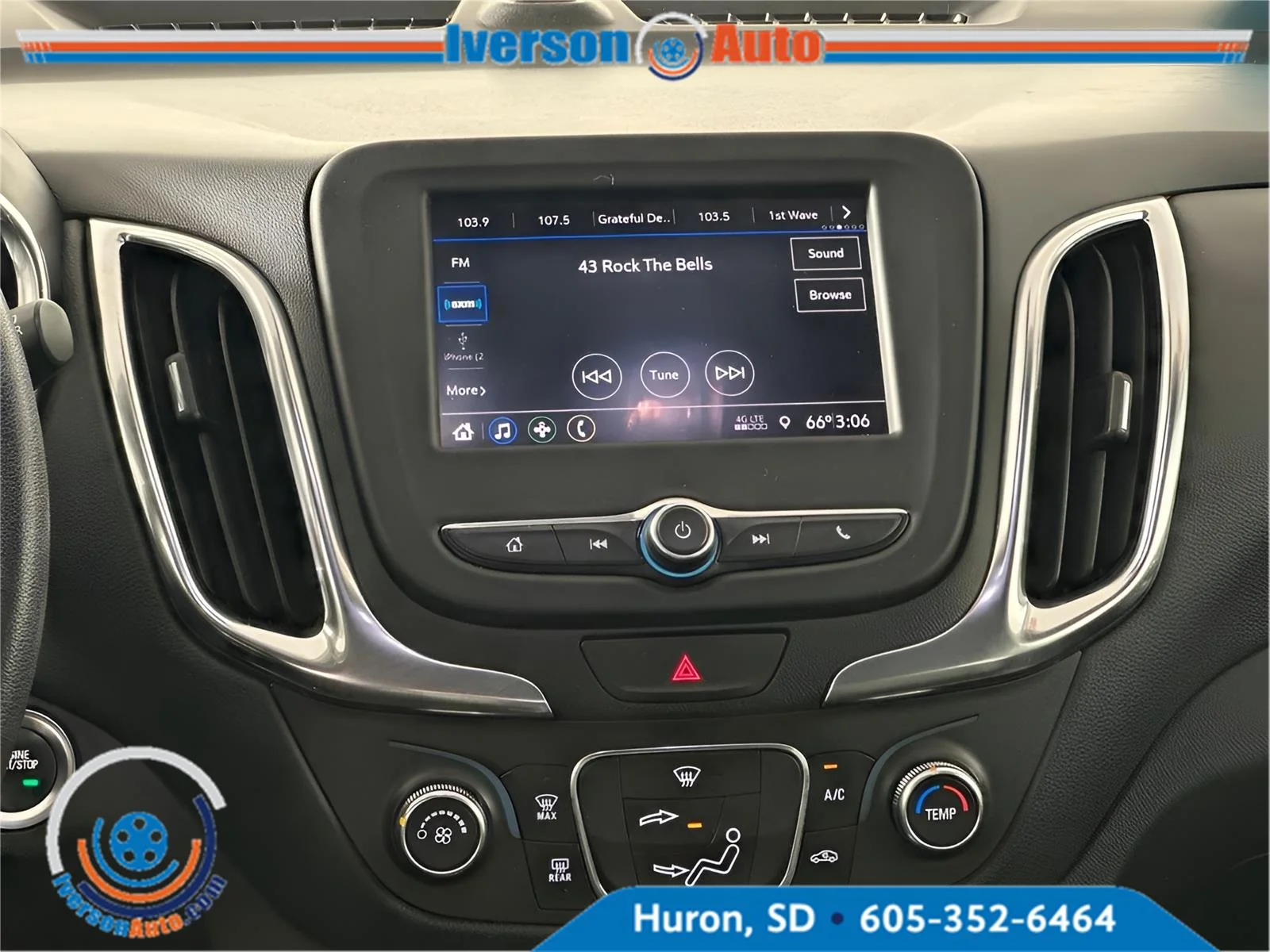 Used 2021 Nightfall Gray Metallic Chevrolet LT image 27