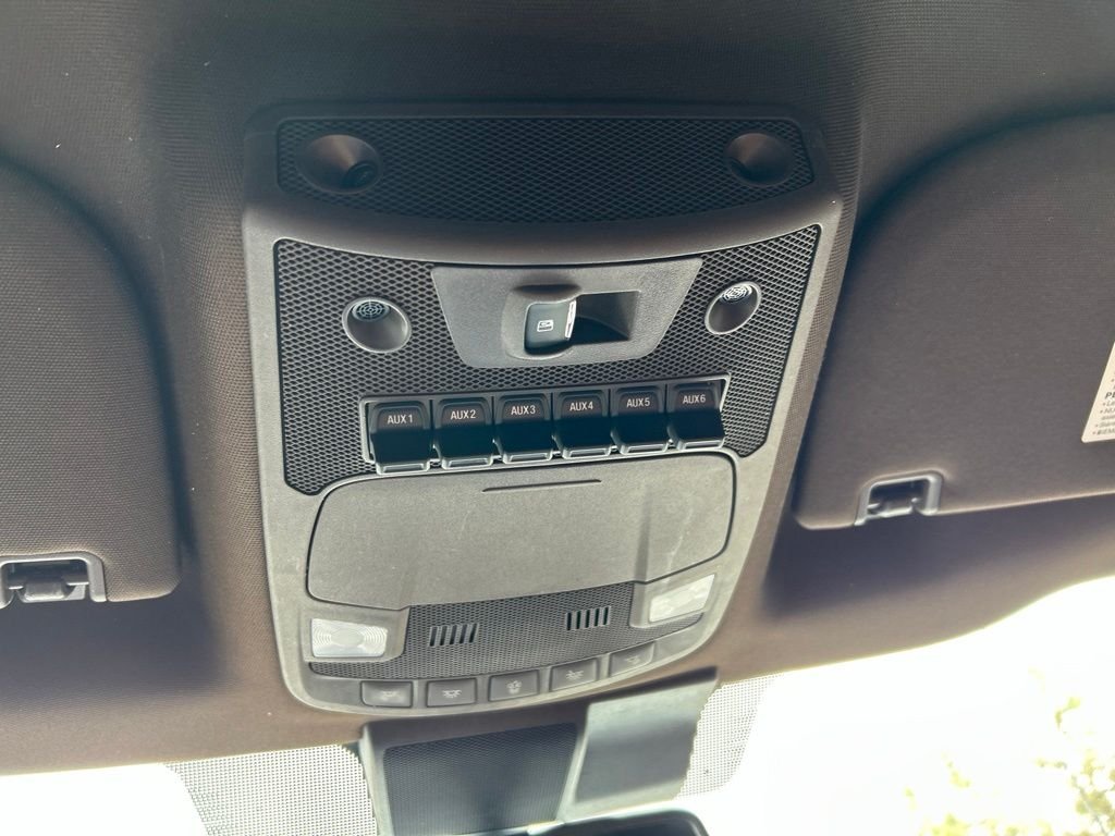 Used 2022 Oxford White Ford King Ranch image 36