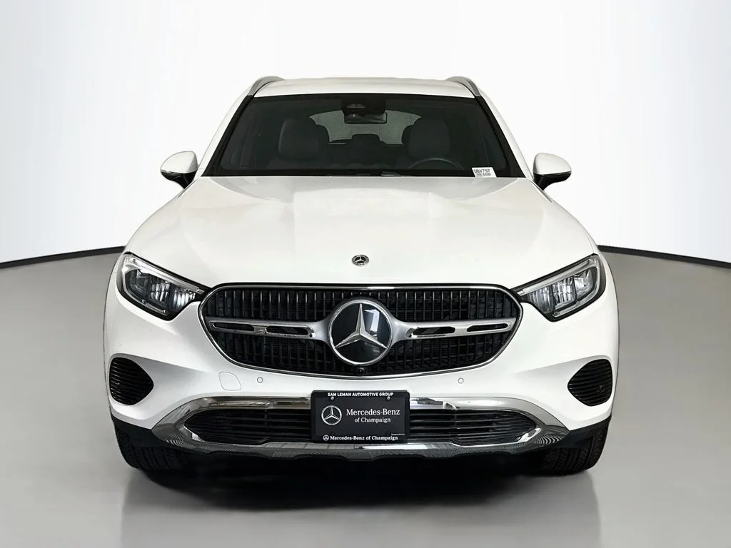 Used 2025 White Mercedes-Benz GLC 350e image 2