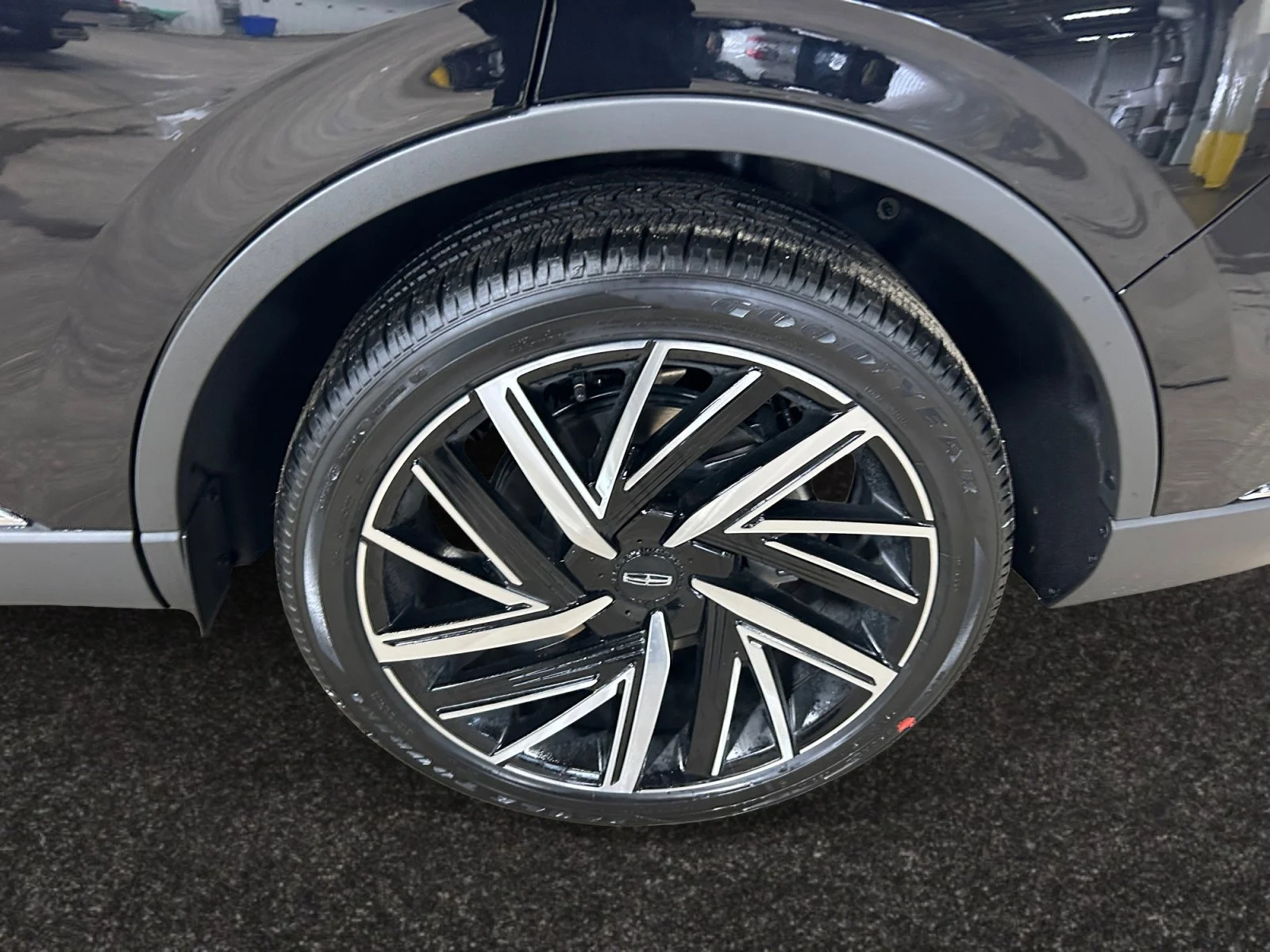 New 2026 Infinite Black Metallic Clearcoat Lincoln Reserve image 9