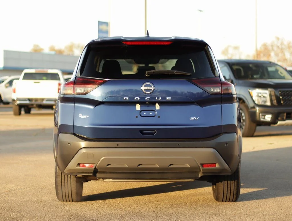 2023 Nissan Rogue SV - Photo 6