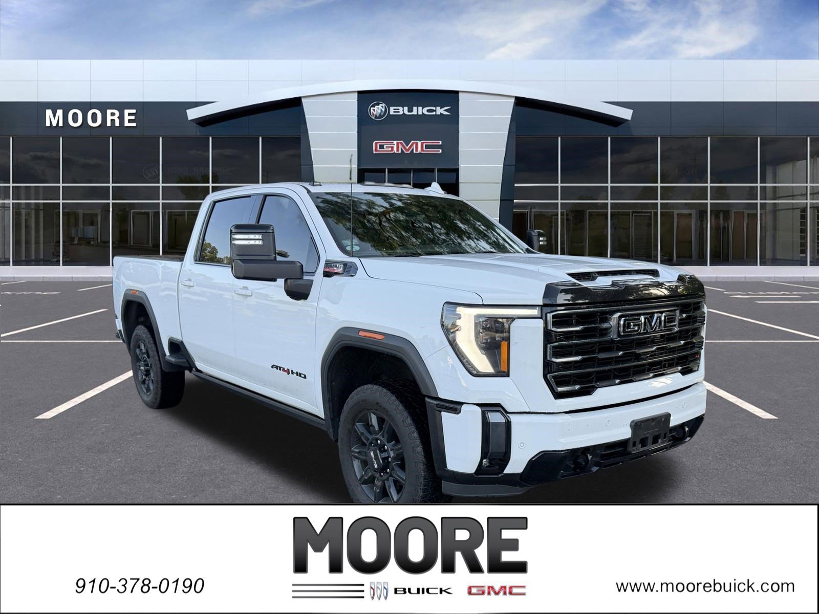 2024 GMC Sierra 4WD Crew Cab Standard Box AT4's photo