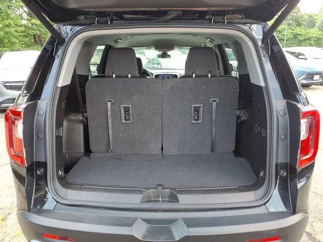 2023 GMC Acadia SLE - Photo 11
