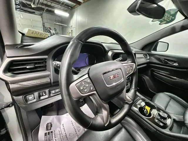 Photo 10