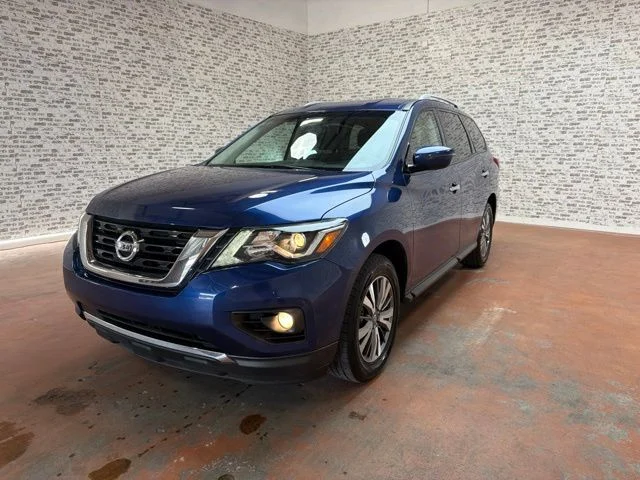 Used 2020 Caspian Blue Metallic Nissan SV image 3