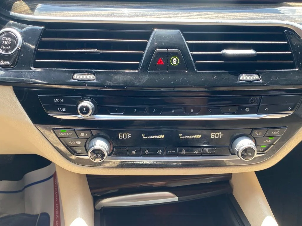 Used 2019 Blue Toyota LE image 23