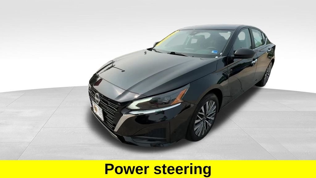 Used 2025 Black Nissan 2.5 SV image 15