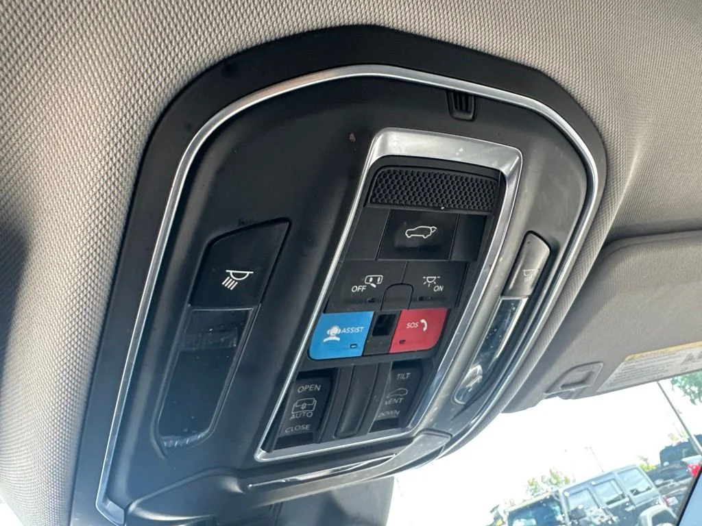 Certified Used 2021 Black Jeep Laredo image 27