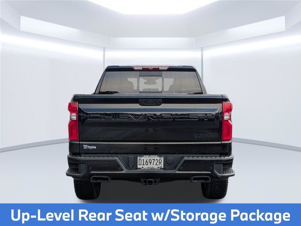 Used 2024 Black Chevrolet High Country image 5