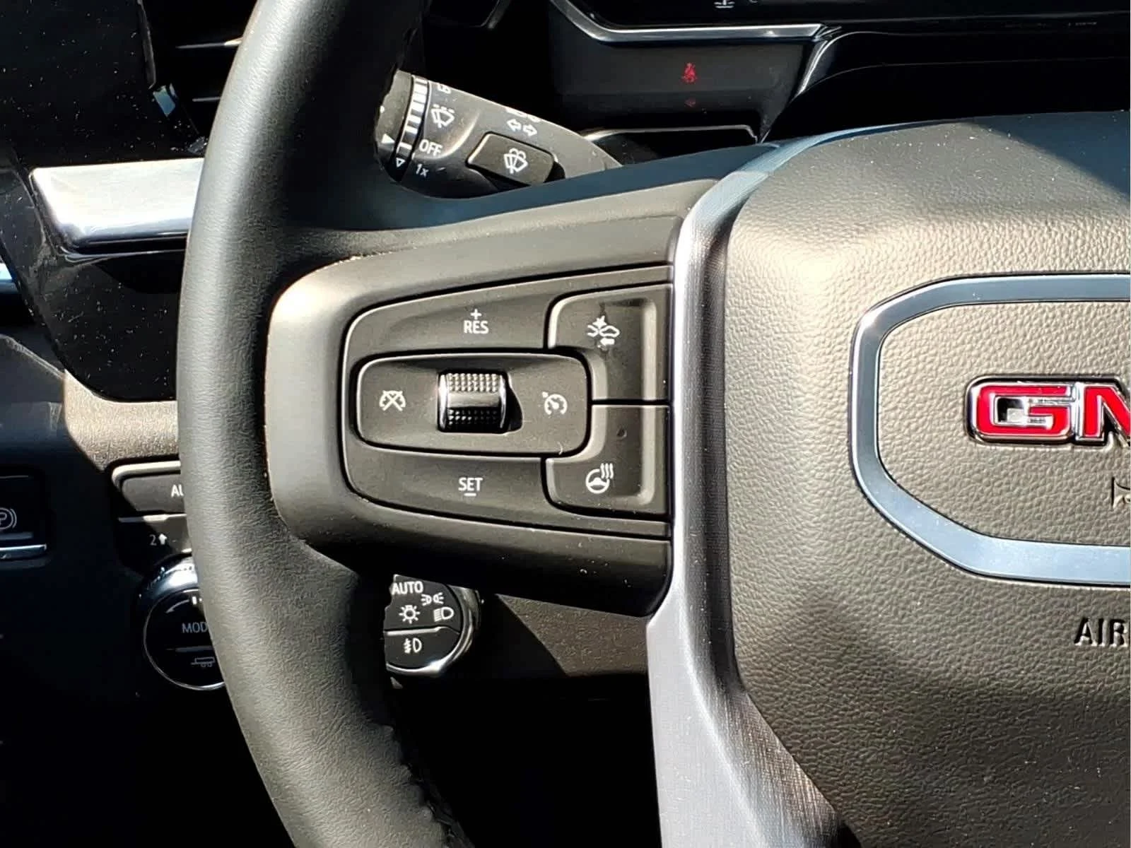 Used 2024 Sterling Metallic GMC Elevation image 21