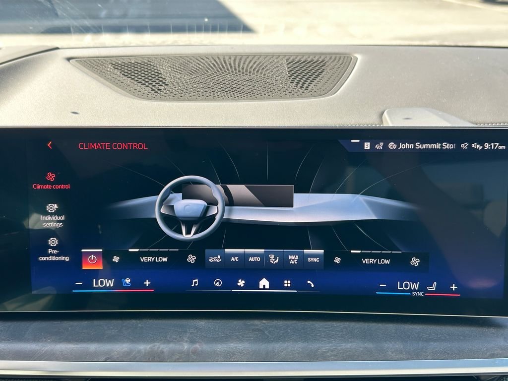New 2026 Dravit Grey Metallic BMW xDrive50e image 24