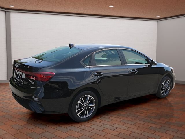 Certified Used 2024 Aurora Black Kia LXS image 4