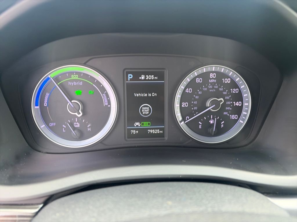 Used 2019 White Hyundai Limited image 16