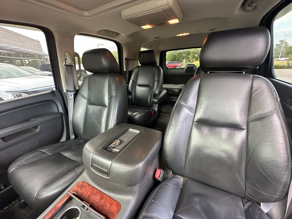 Used 2011 Black Chevrolet LTZ image 11