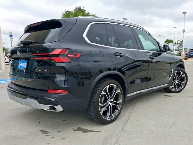 Used 2026 Black BMW xDrive40i image 7