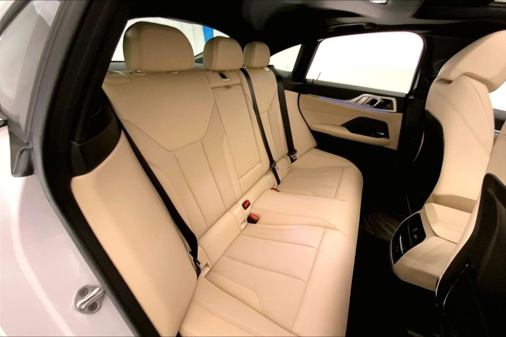 Used 2023 Mineral White Metallic BMW  image 15