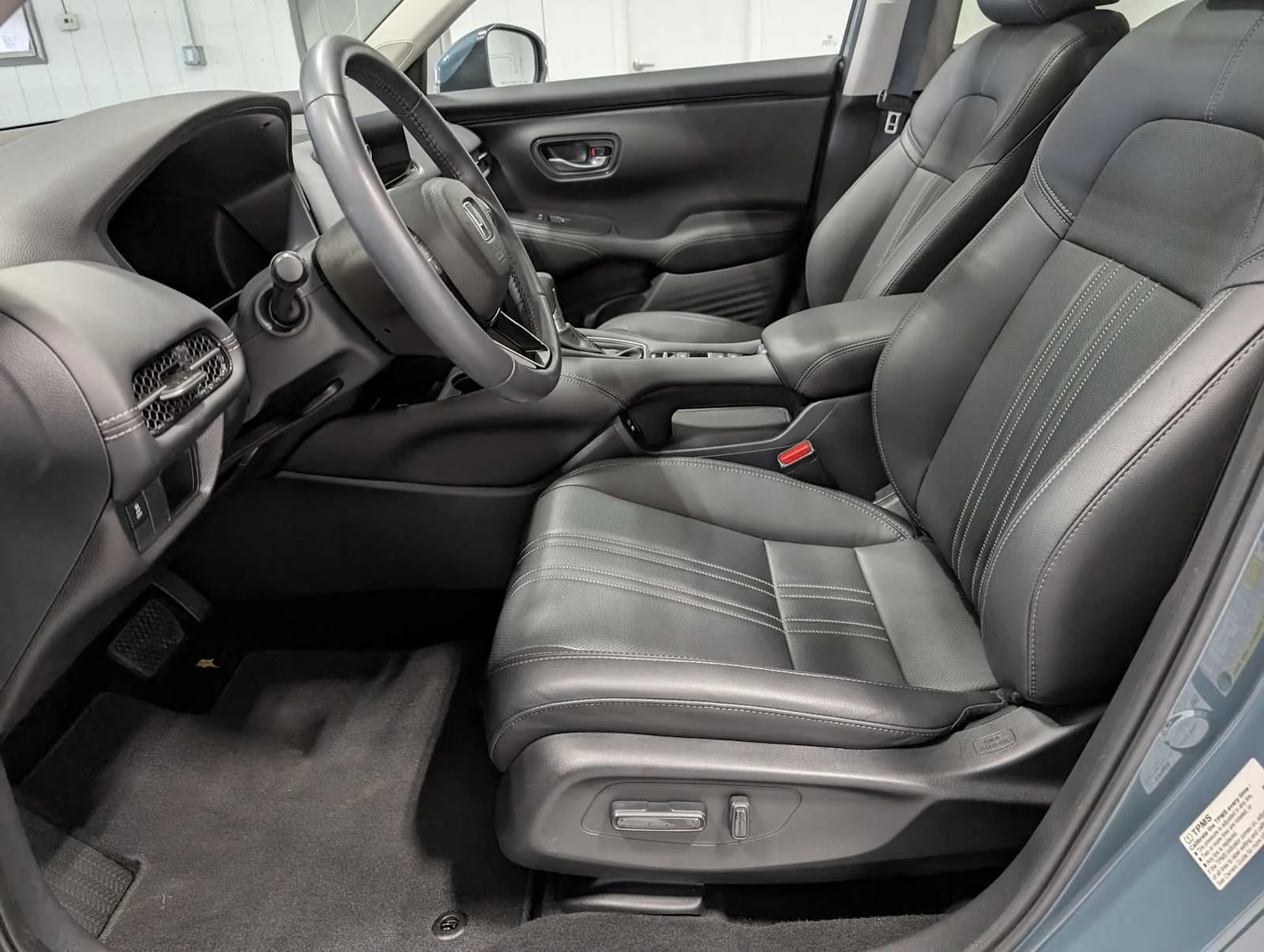 Certified Used 2025 Nordic Forest Pearl Honda AWD EX-L image 4