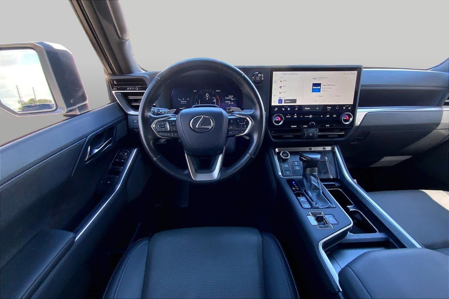 2024 Lexus GX Luxury - Photo 6