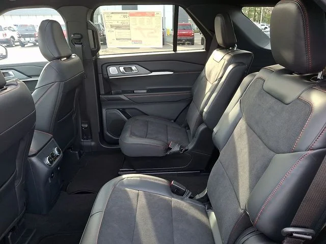 New 2026 Agate Black Metallic Ford ST image 6