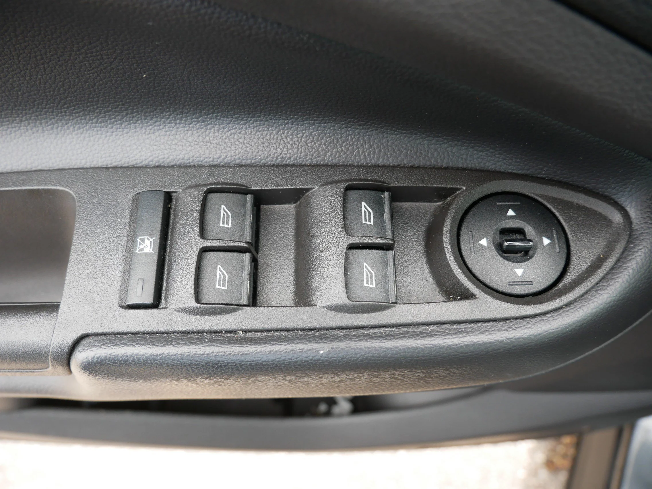 Used 2019 Magnetic Ford S image 20