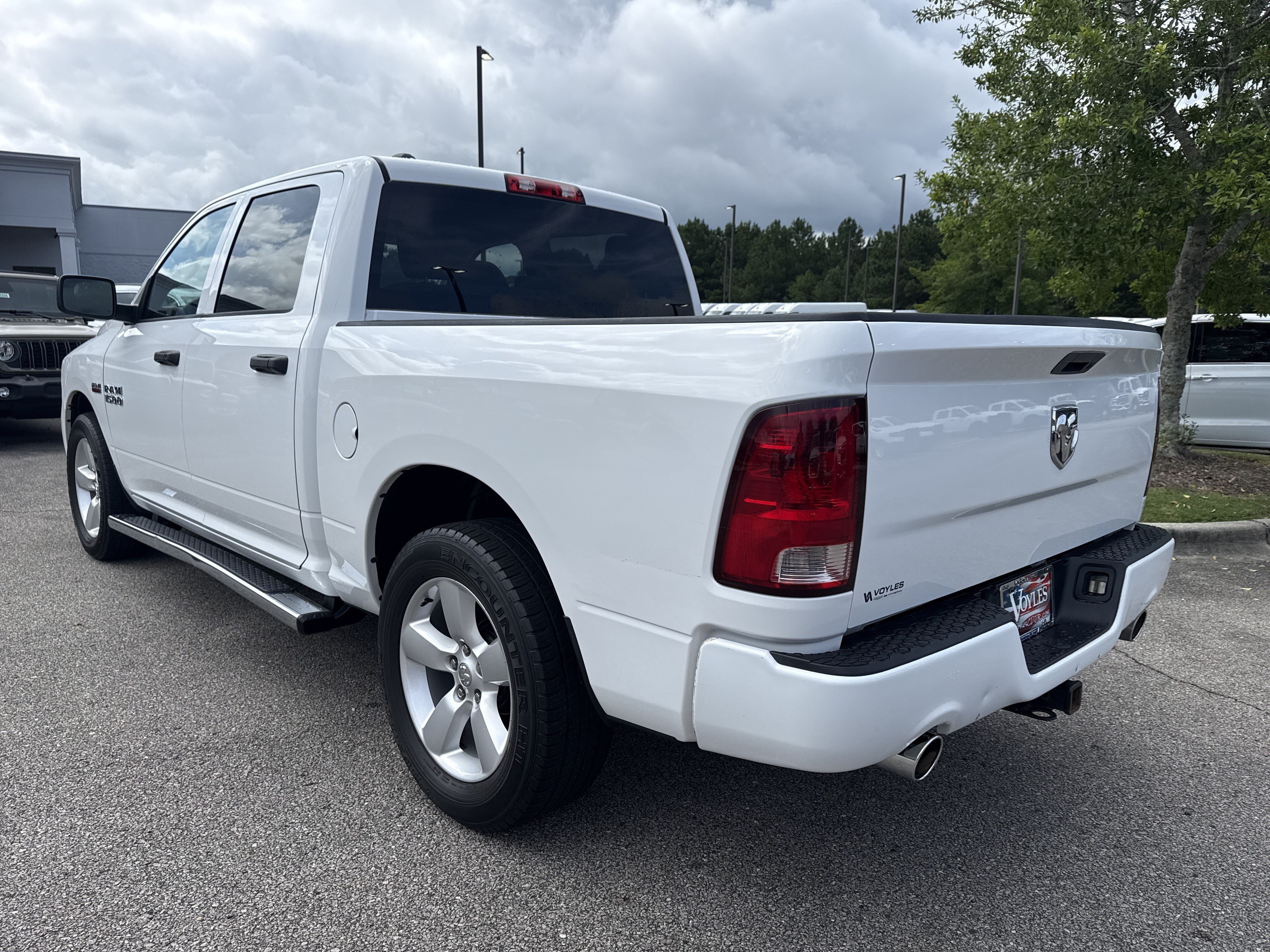 Used 2013 Bright White Ram Express image 5