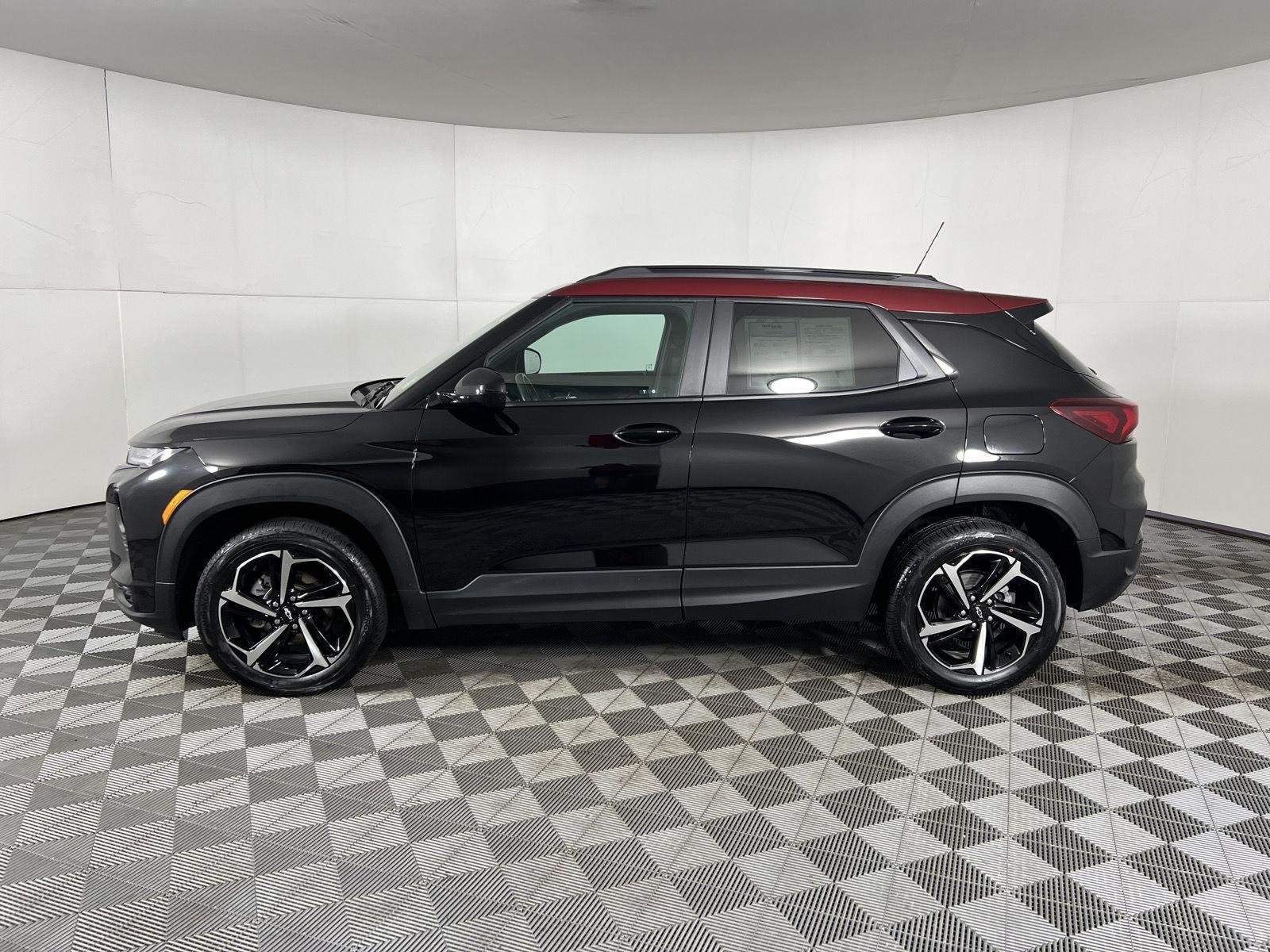 Used 2022 Mosaic Black Metallic Chevrolet RS image 19