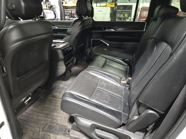 Used 2022 White Jeep Series III image 12